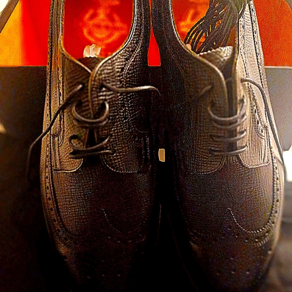 Black dress shoes